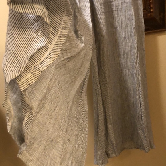 Verandah by Vina bohemian linen wide flowing leg, elastic high-waist cropped - Picture 3 of 7